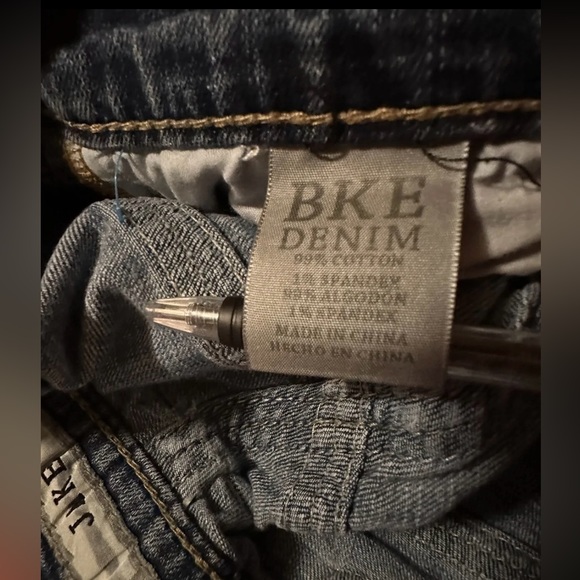 BKE JEANS JAKE BOOT CUT SIZE 27 Short - Picture 6 of 12